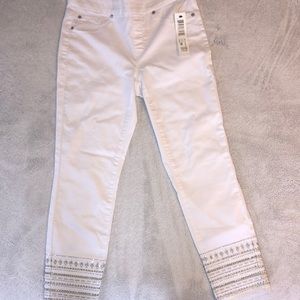 Tribal white summer jeans